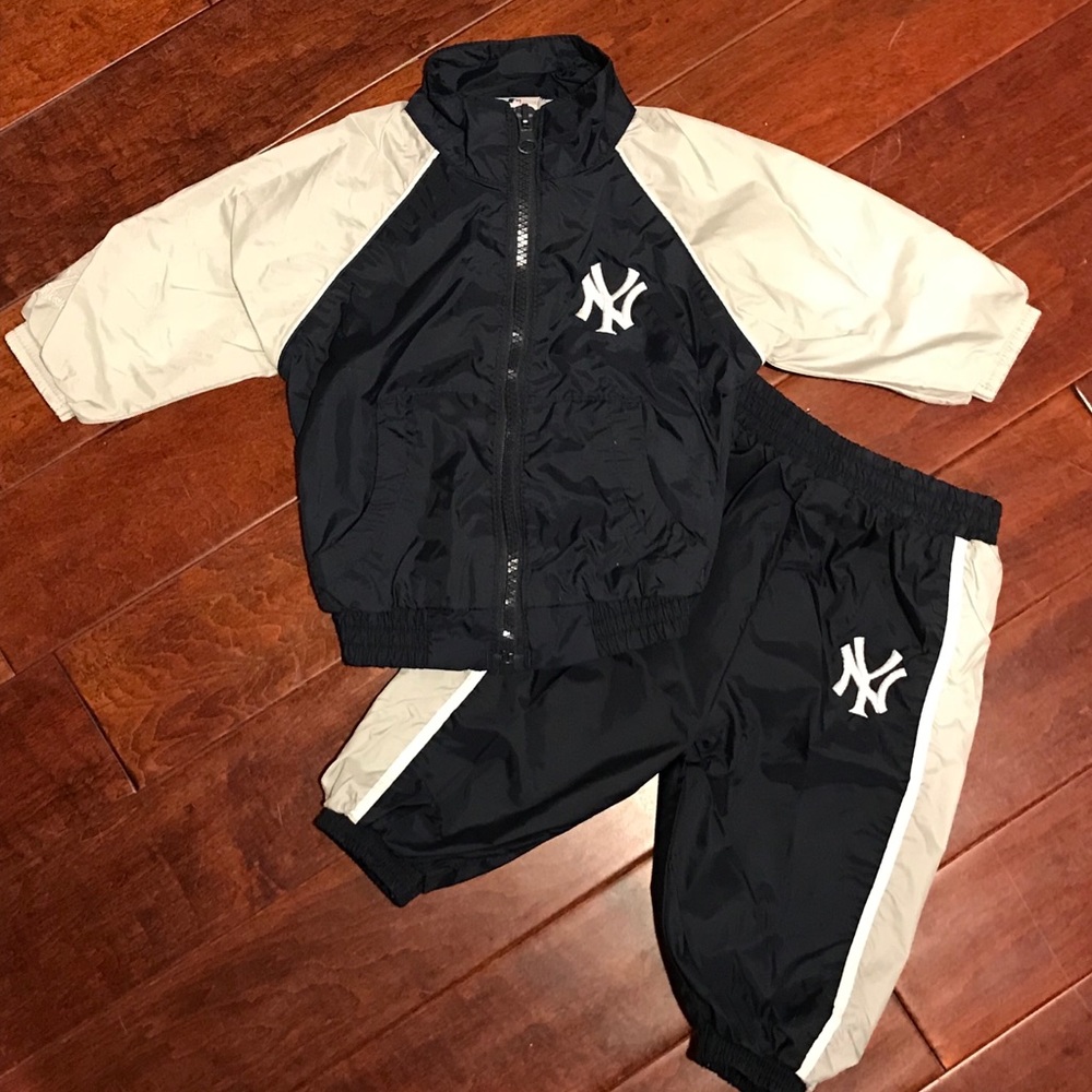 Yankees Infant Windbreaker Track Suit